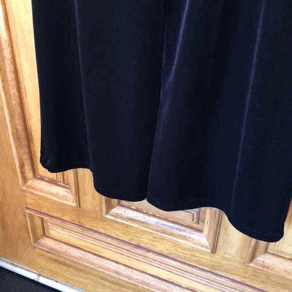 Black Velvet Satin Wide Split Leg Pants - Picture 7 of 8